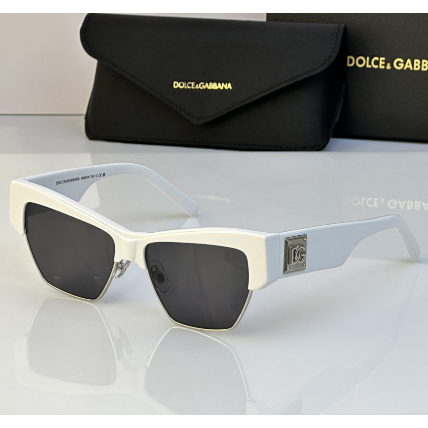 Dolce & Gabbana Logo-plaque Cat-eye Sunglasses   DG4415 - PerfectKickZ