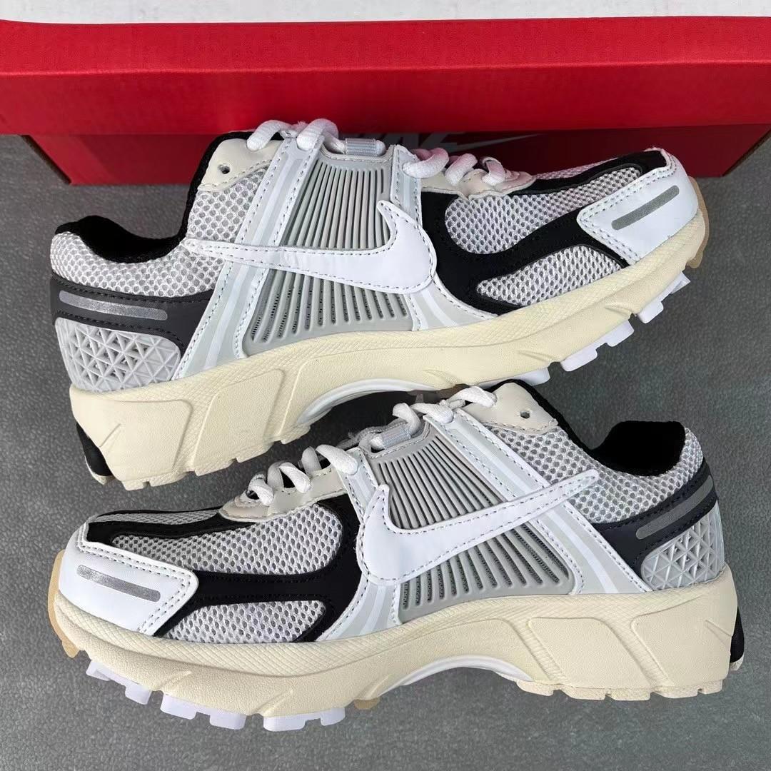 Nike Air Zoom Vomero 5 Sneaker     FN7649-110 - PerfectKickZ