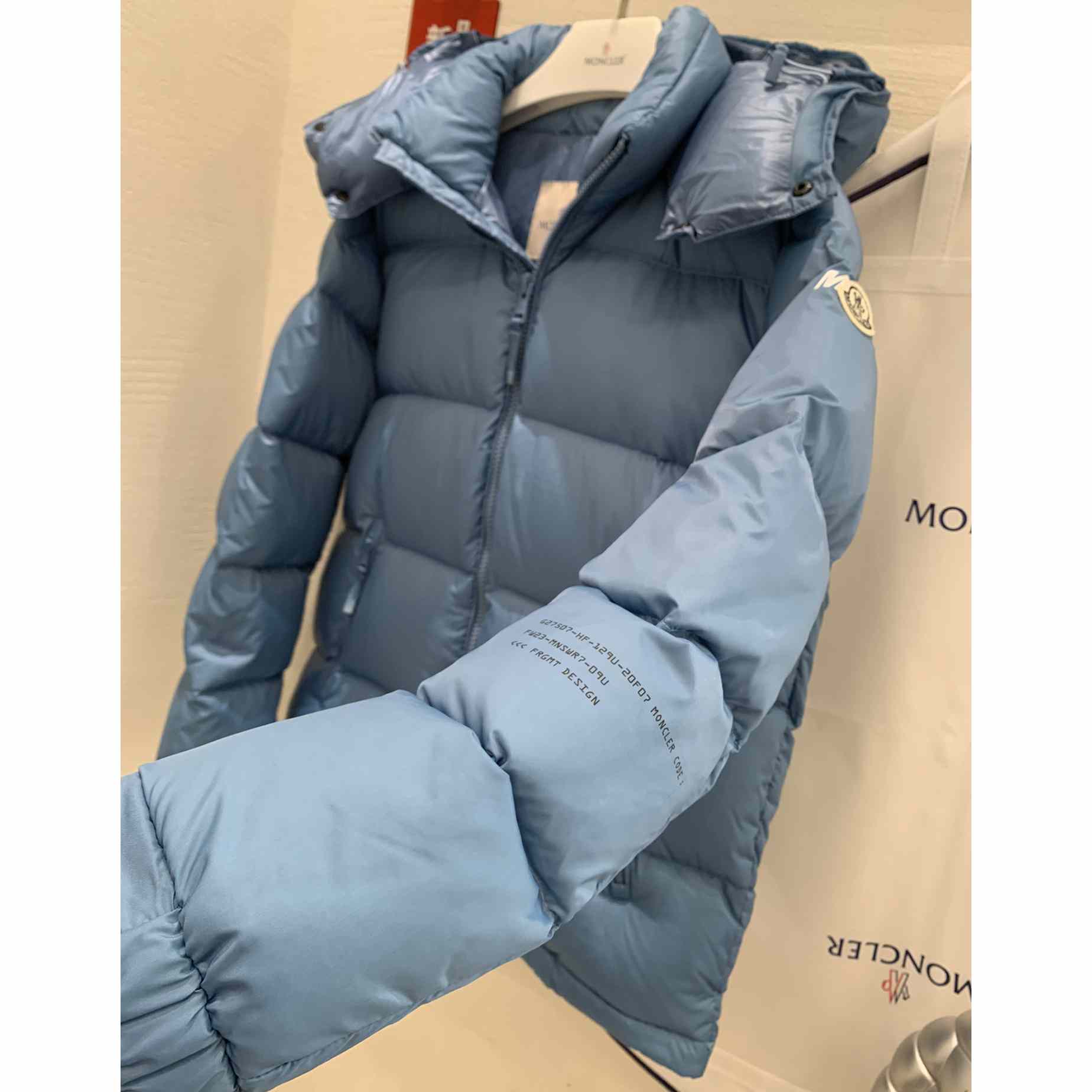 Moncler Acanthus Short Down Jacket - PerfectKickZ