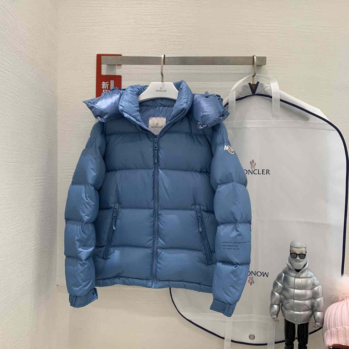 Moncler Acanthus Short Down Jacket - PerfectKickZ