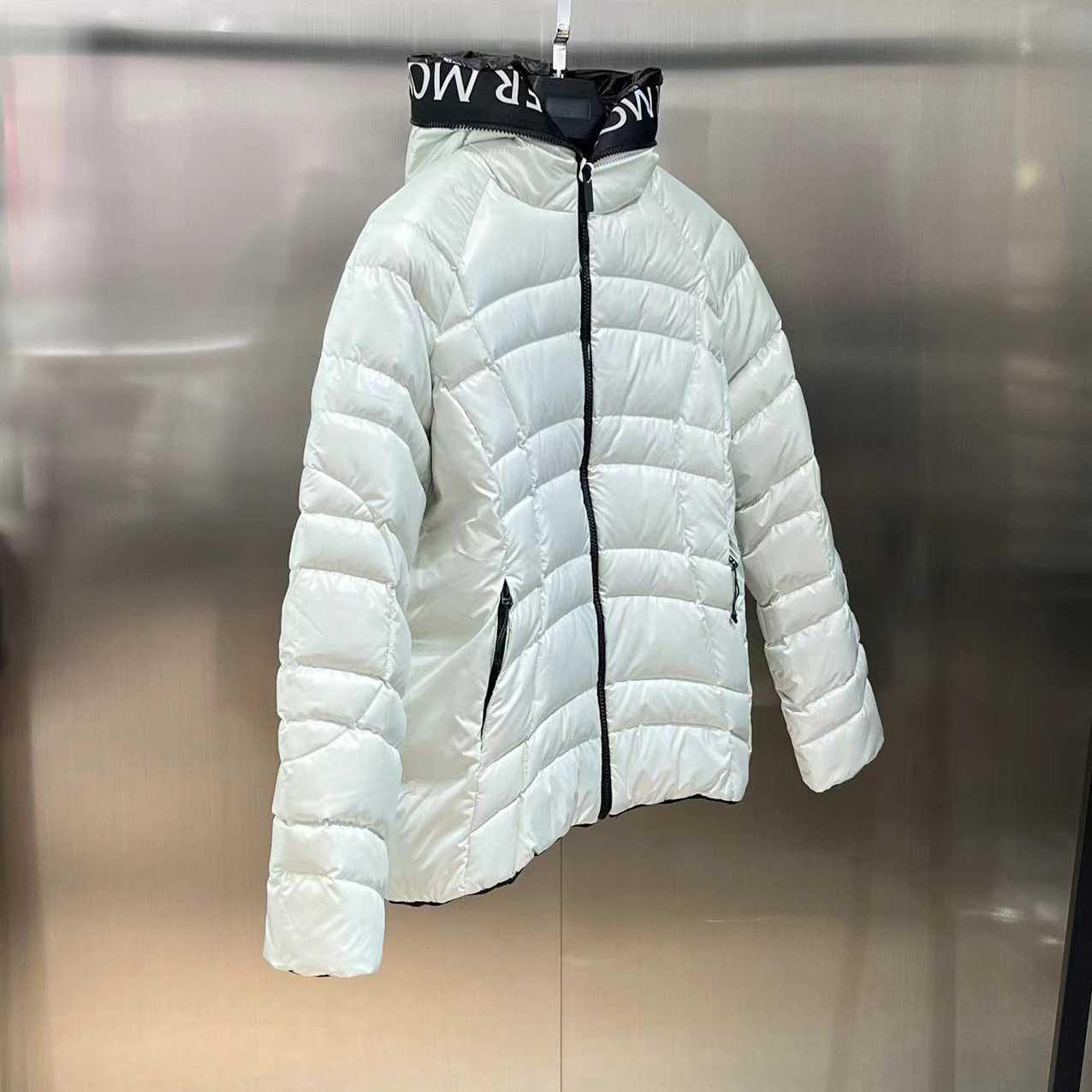 Moncler Narlay Short Down Jacket - PerfectKickZ