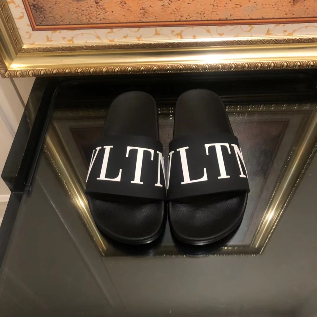 Valenti Garavani Vltn Slider Sandal - PerfectKickZ