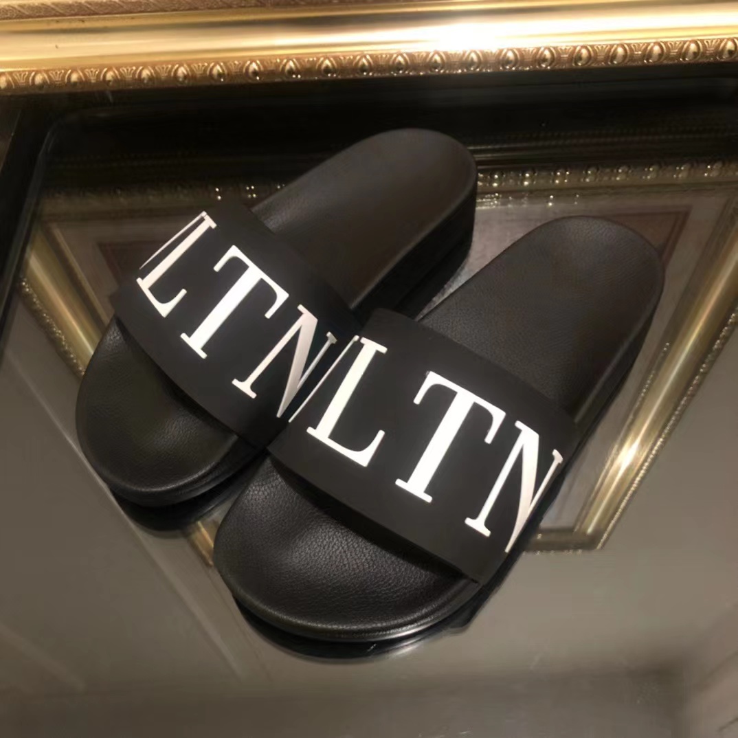 Valenti Garavani Vltn Slider Sandal - PerfectKickZ