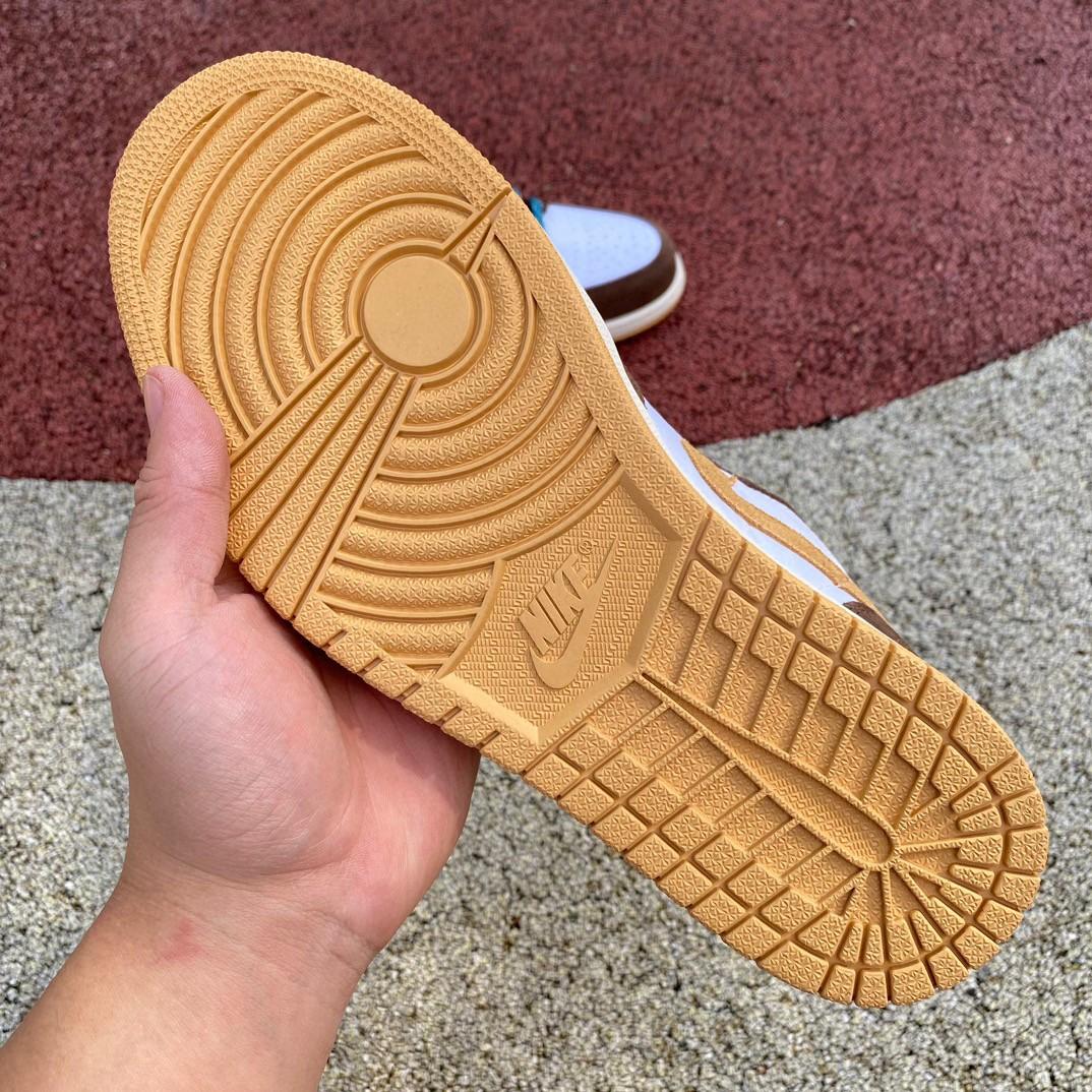 Air Jordan 1 Low Sneaker    FB2216-200 - PerfectKickZ
