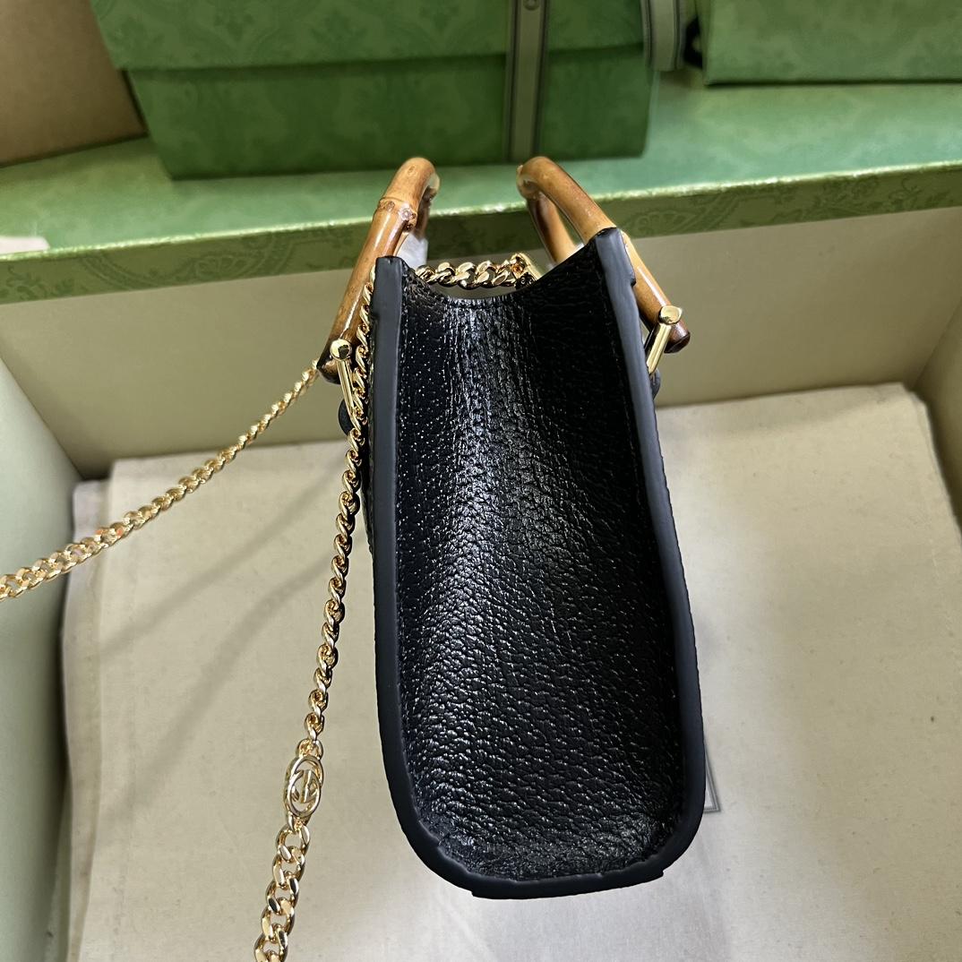 Gucci Diana Super Mini Bag (16.5x 12x 6cm) - PerfectKickZ