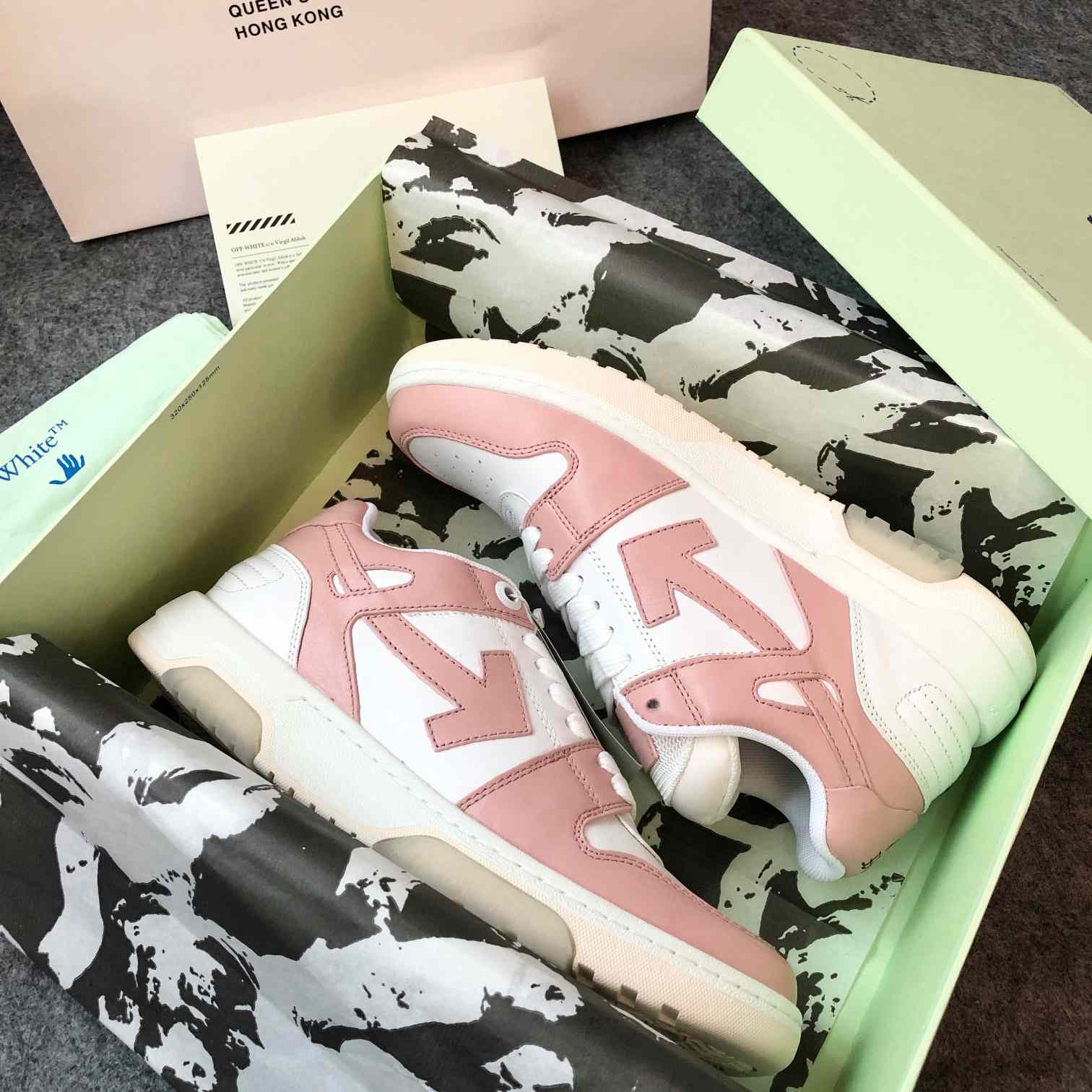 Off White Out Of Office Calf Leather Sneaker - 