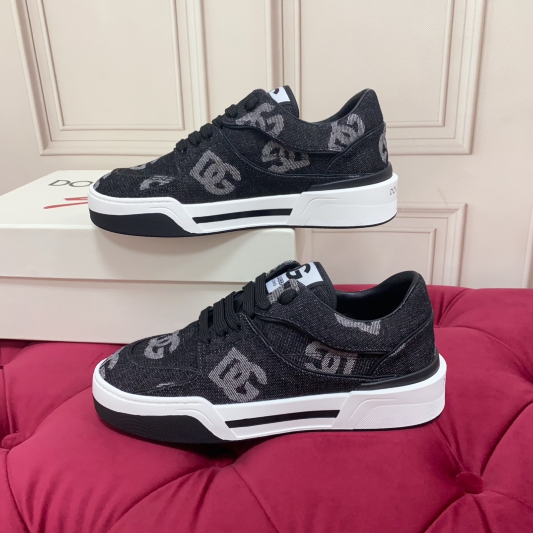 Dolce & Gabbana New Roma Sneakers With Denim Logo - PerfectKickZ