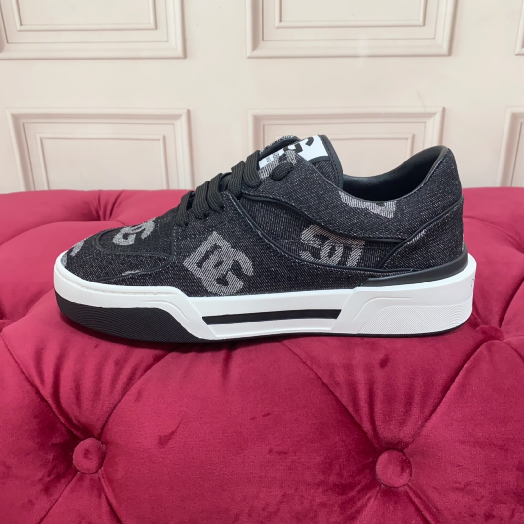 Dolce & Gabbana New Roma Sneakers With Denim Logo - PerfectKickZ