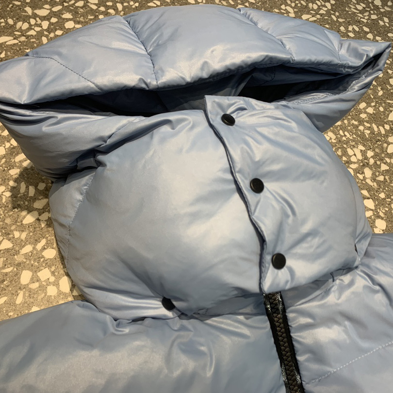 Moncler Yonne Short Down Jacket - 