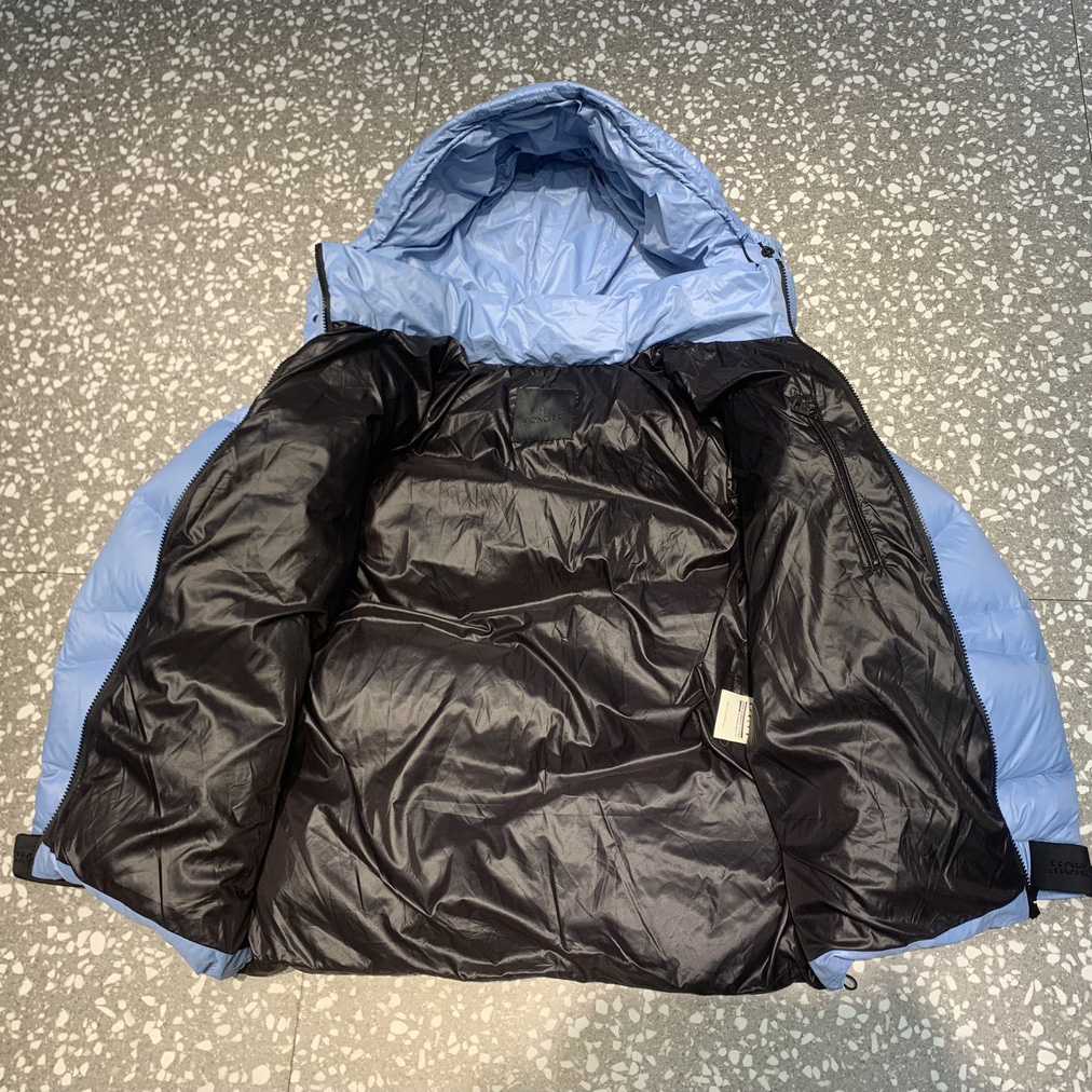 Moncler Yonne Short Down Jacket - 