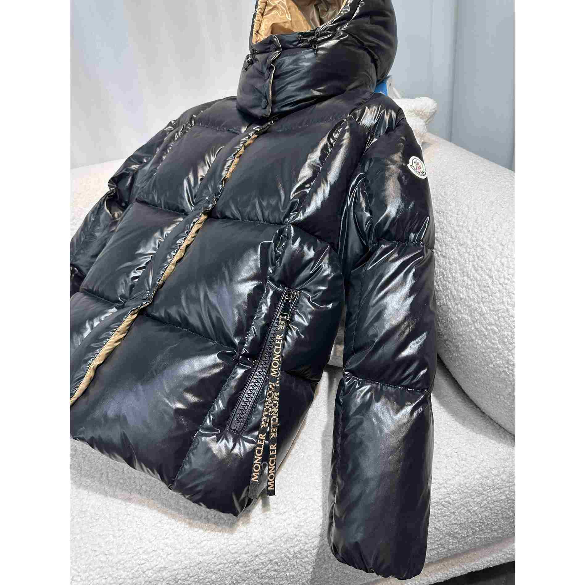 Moncler Parana Short Down Jacket - PerfectKickZ