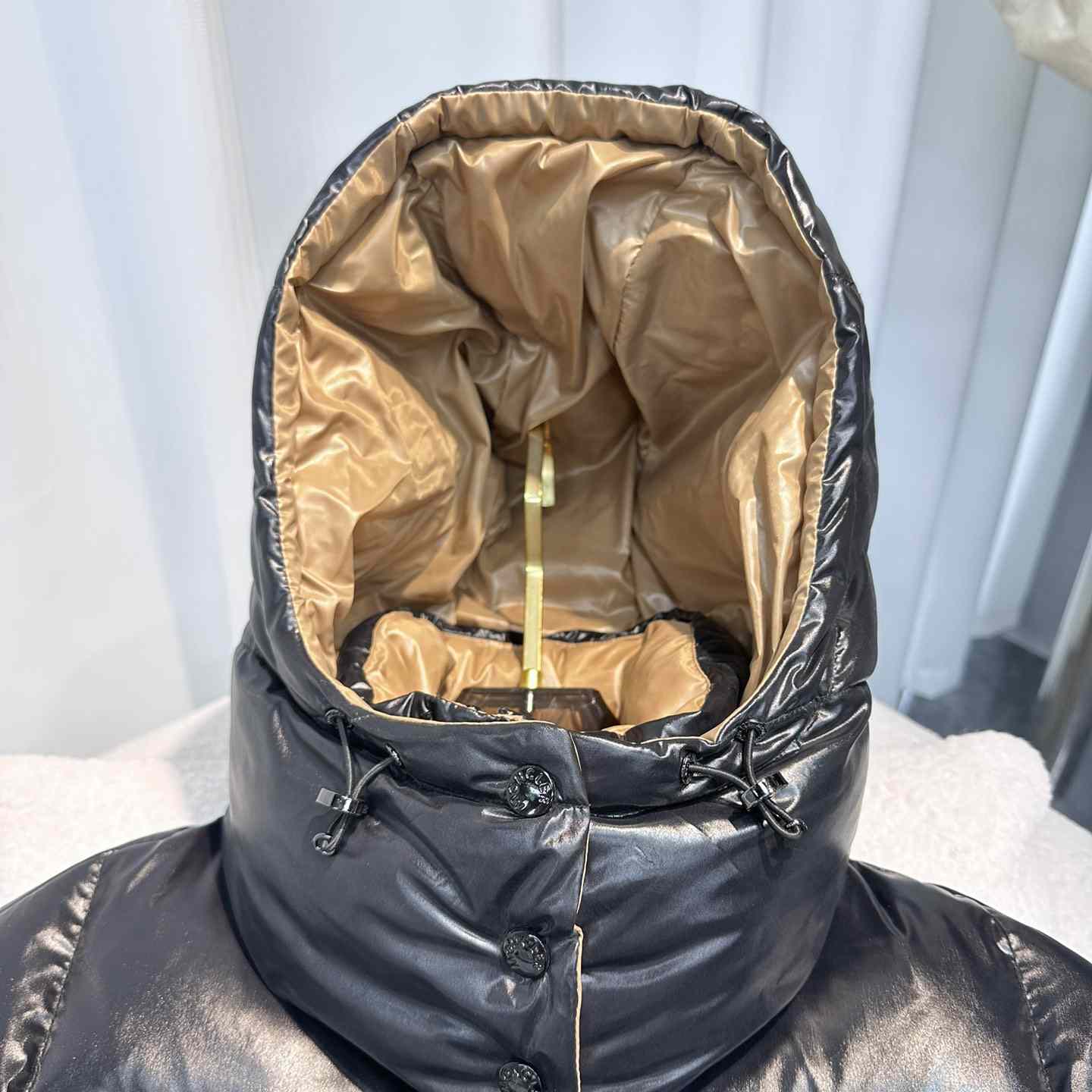 Moncler Parana Short Down Jacket - PerfectKickZ