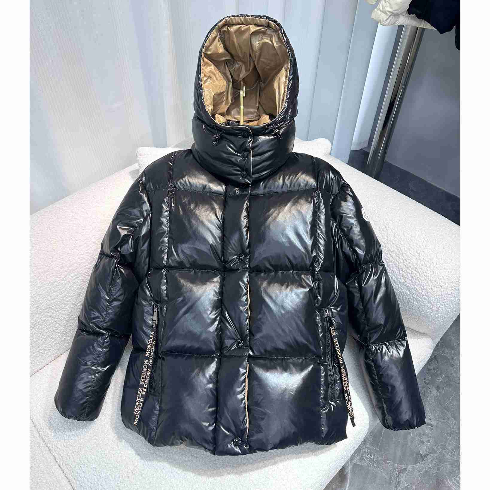 Moncler Parana Short Down Jacket - PerfectKickZ