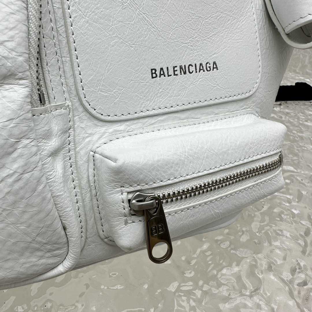 Balenciaga Superbusy Beltpack In White - PerfectKickZ