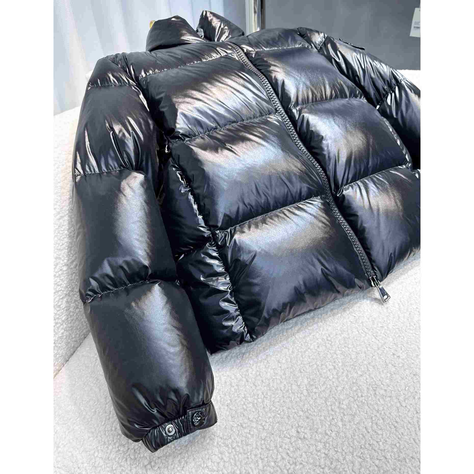 Moncler Meuse Short Down Jacket - PerfectKickZ