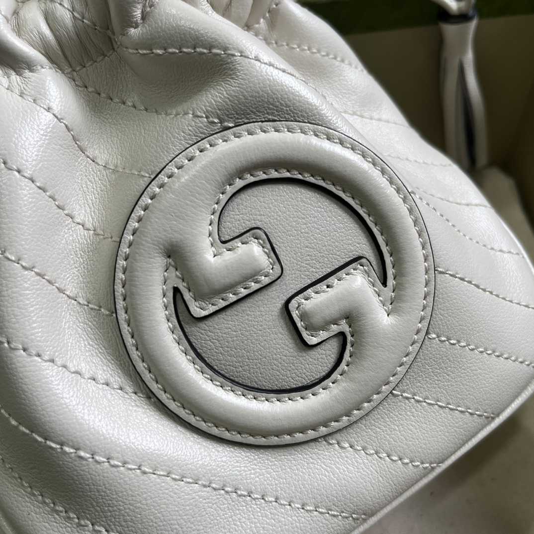 Gucci Blondie Mini Bucket Bag - PerfectKickZ