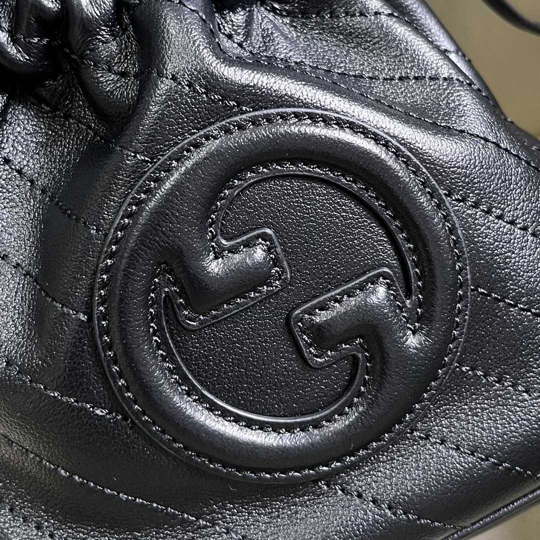 Gucci Blondie Mini Bucket Bag - PerfectKickZ