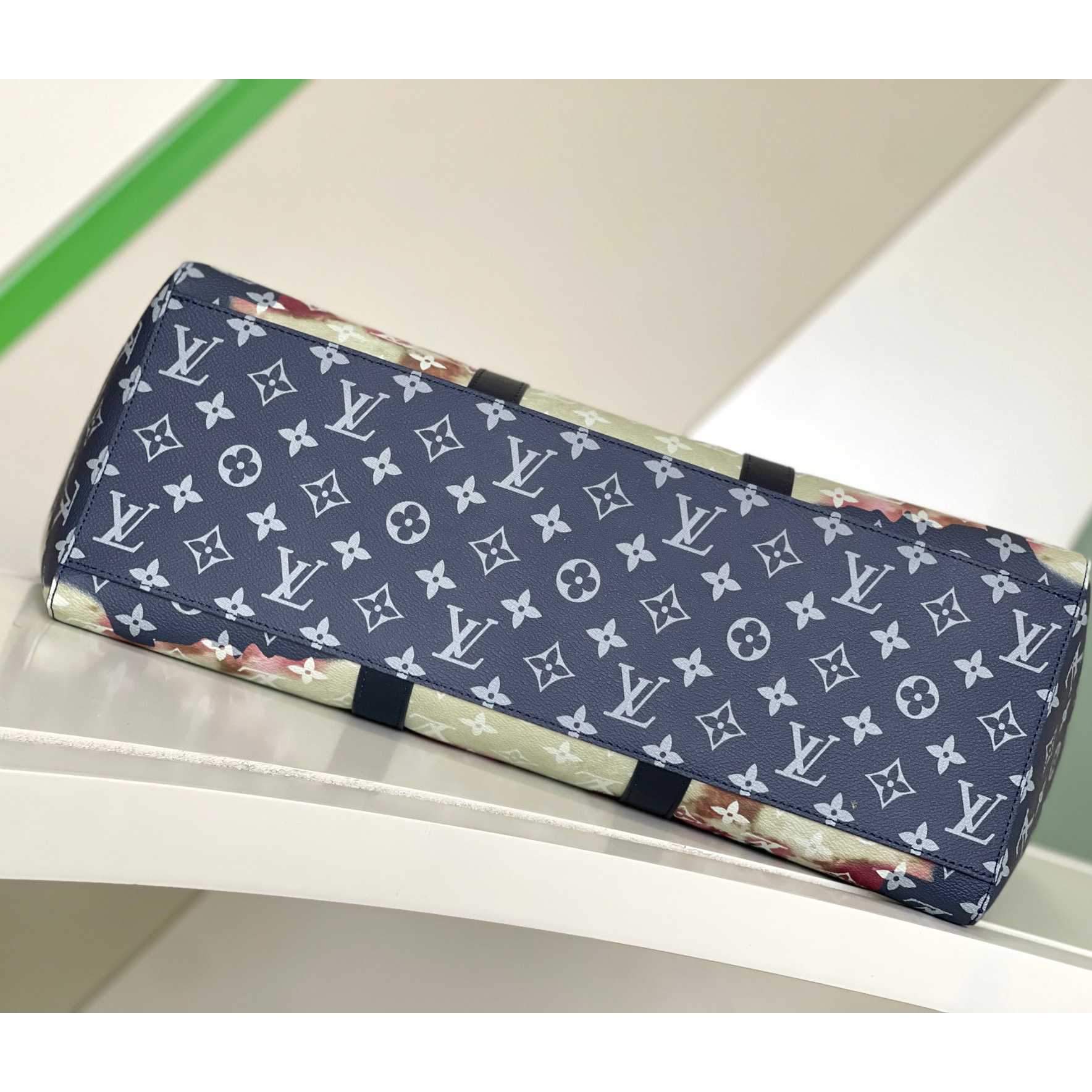 Louis Vuitton Sac Plat 24H (43 x 34 x 17.5cm)  M46812 - PerfectKickZ
