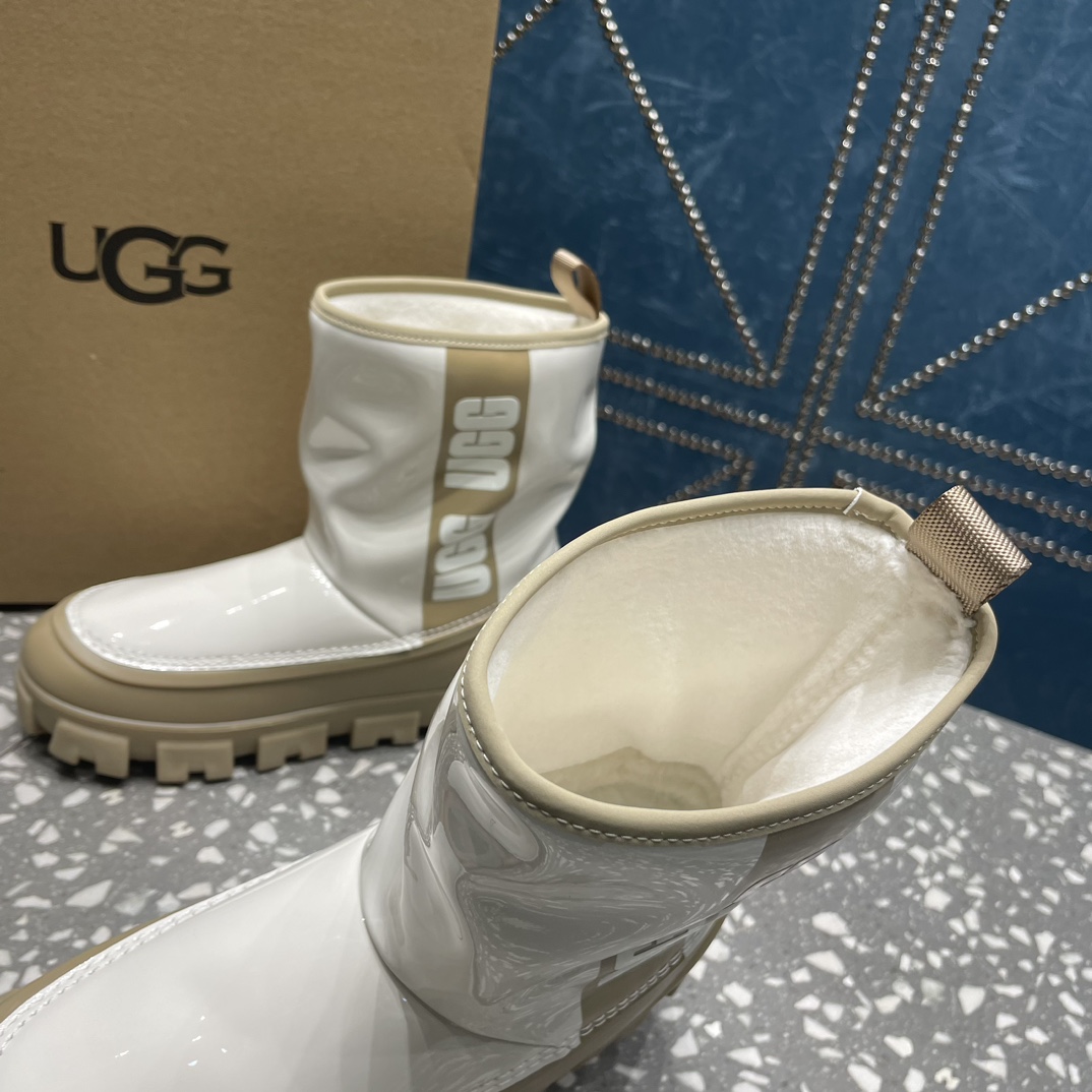Ugg Classic Brellah Logo-print Boots - PerfectKickZ