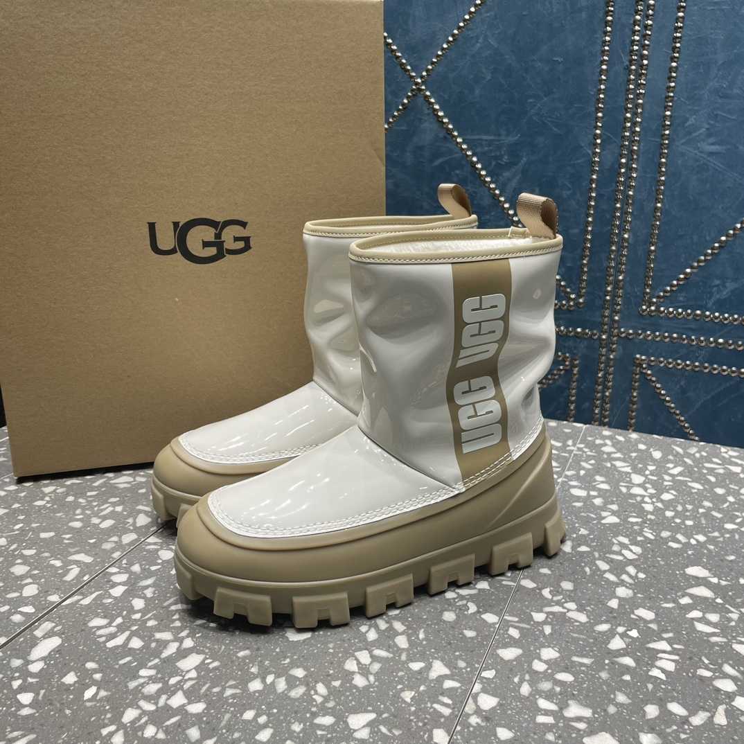 Ugg Classic Brellah Logo-print Boots - PerfectKickZ
