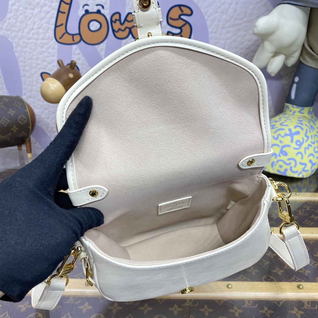 Louis Vuitton Saumur BB  (20-16-7.5CM)   M23746 - PerfectKickZ