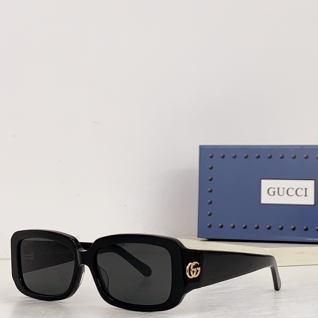 Gucci Specialized Fit Rectangular Sunglasse - PerfectKickZ
