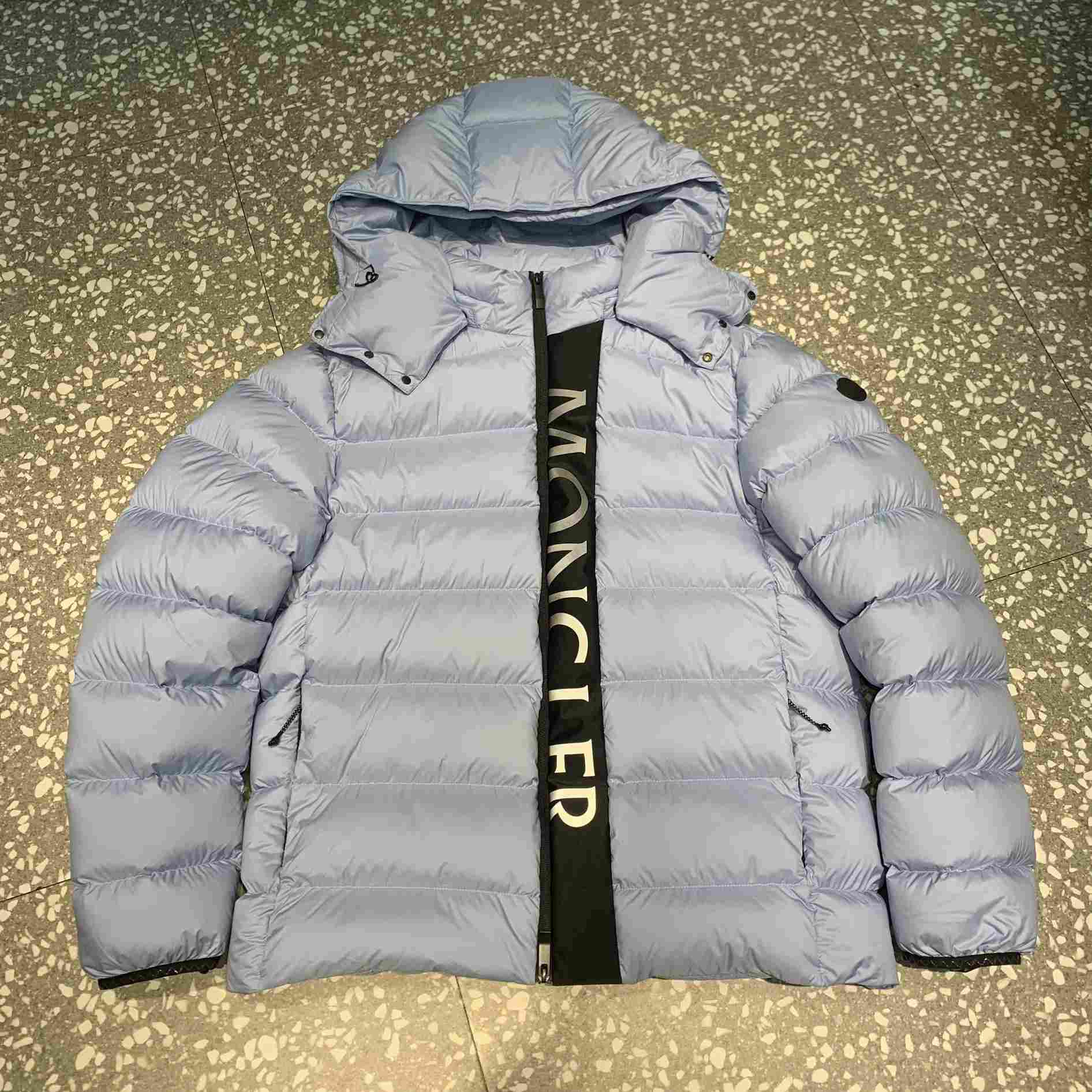 Moncler Ume Short Down Jacket - PerfectKickZ