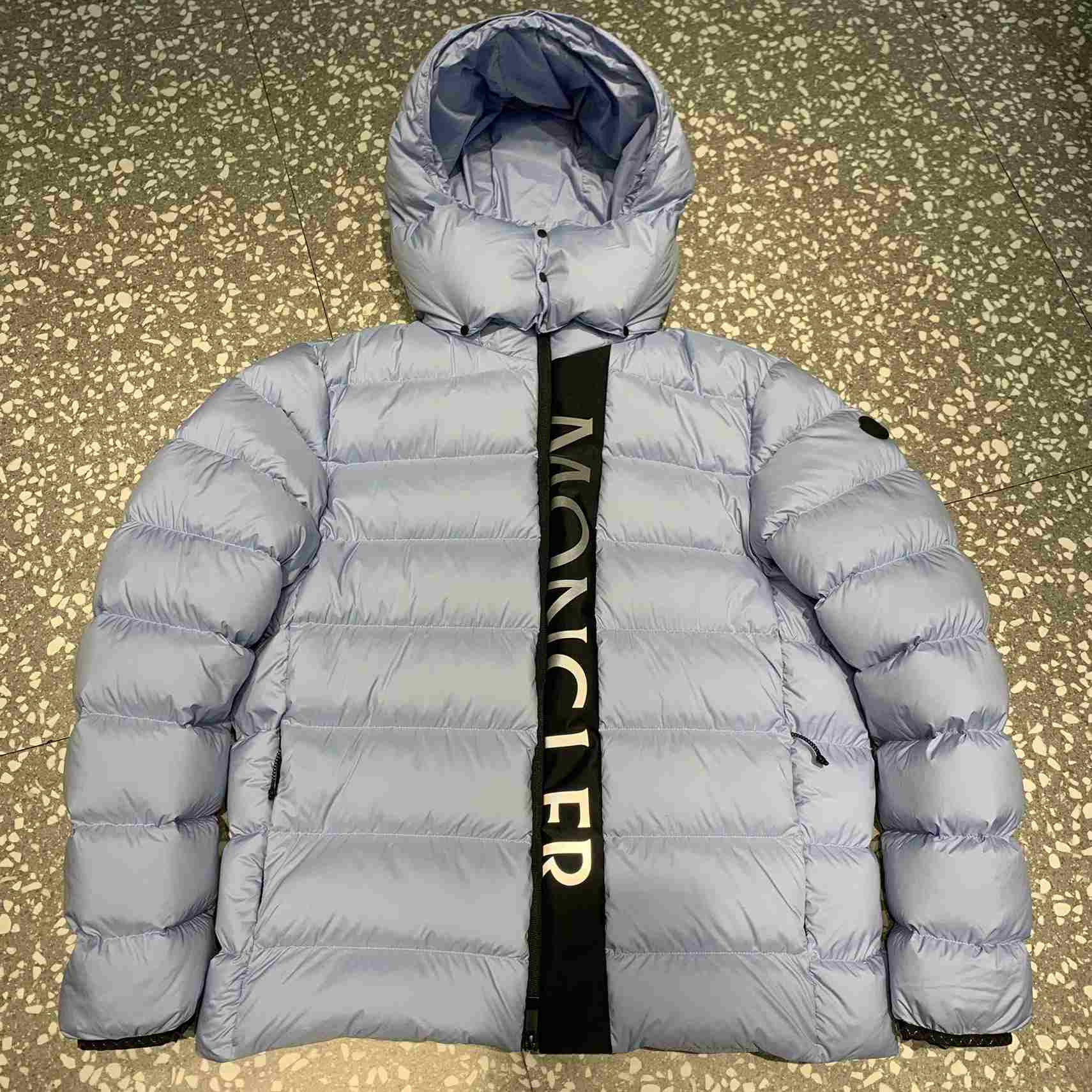 Moncler Ume Short Down Jacket - PerfectKickZ