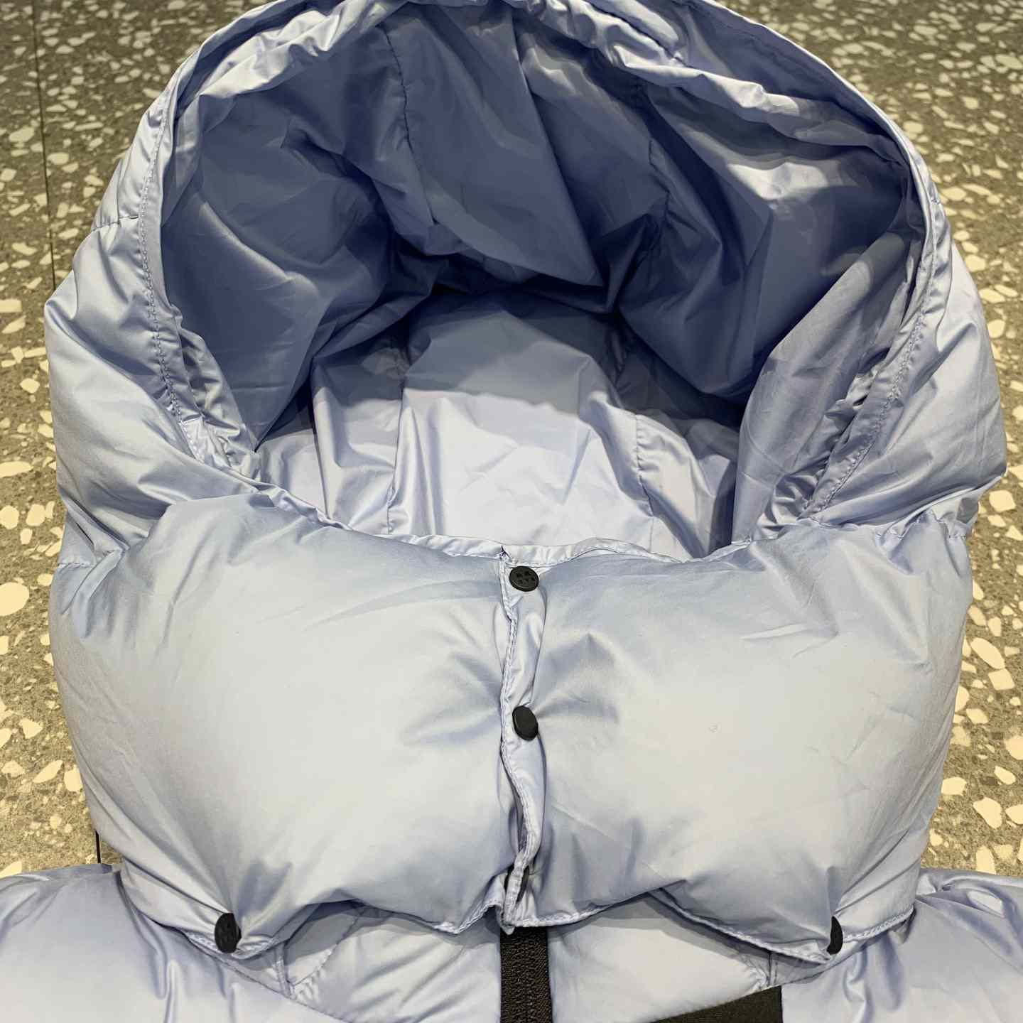 Moncler Ume Short Down Jacket - PerfectKickZ