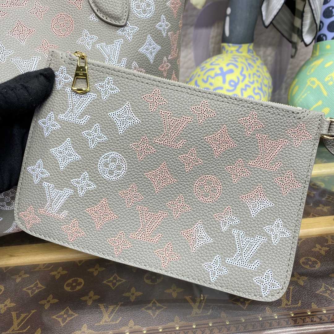 Louis Vuitton Blossom MM (30*27.5*16cm)  M23387 - PerfectKickZ