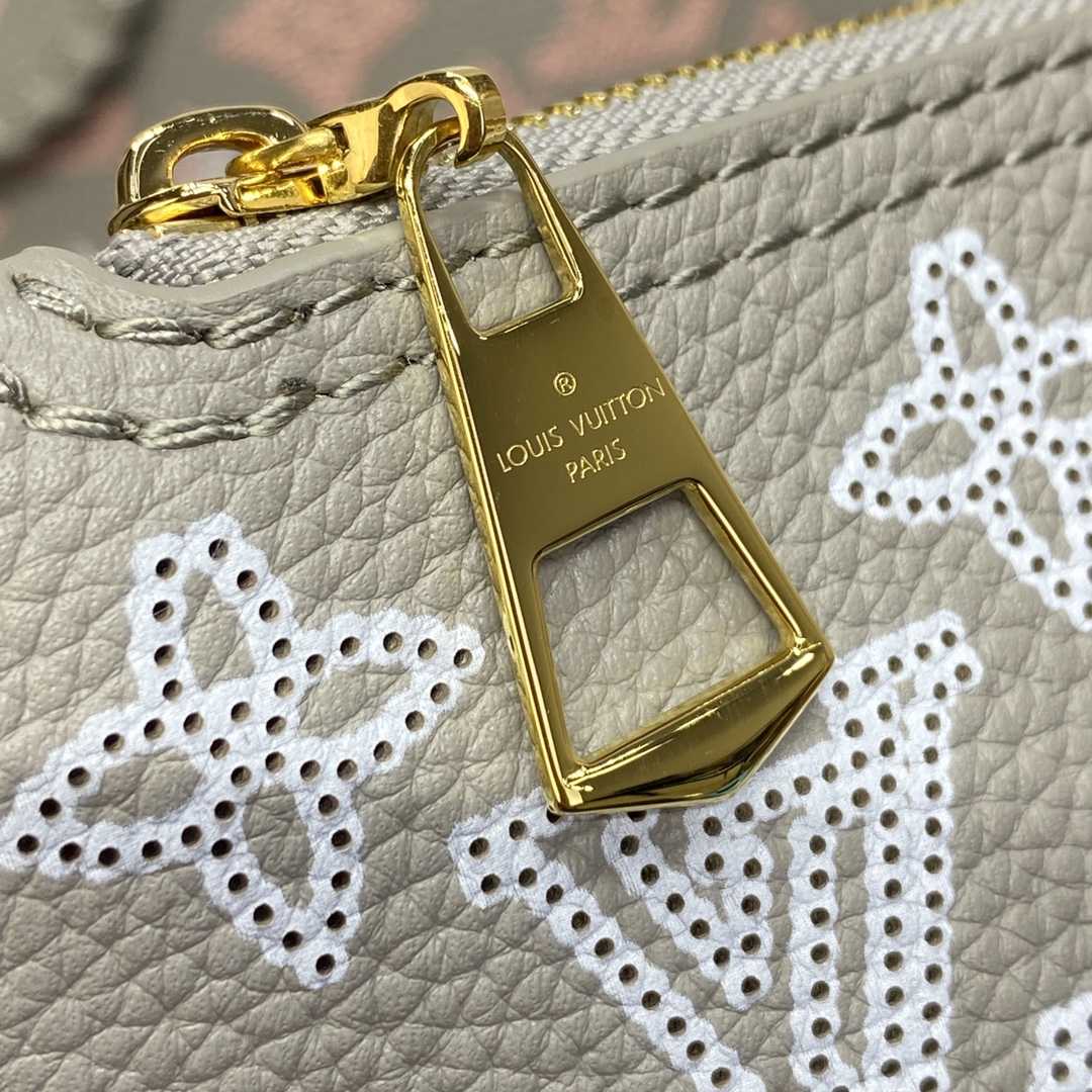 Louis Vuitton Blossom MM (30*27.5*16cm)  M23387 - PerfectKickZ
