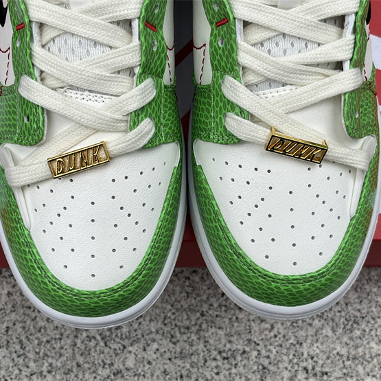 Nike Dunk Low Disrupt 2 “Just Do It” Sneaker      DV1491-101 - PerfectKickZ