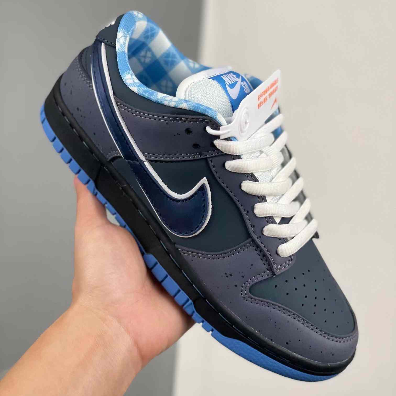 Concepts x Nk Dunk Low Pro SB "Blue Lobster"  Sneaker      313170-342 - PerfectKickZ