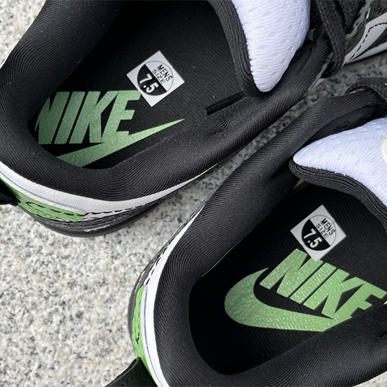 Nike Dunk Low Disrupt 2 “Just Do It” Sneaker     DV1490-161 - PerfectKickZ