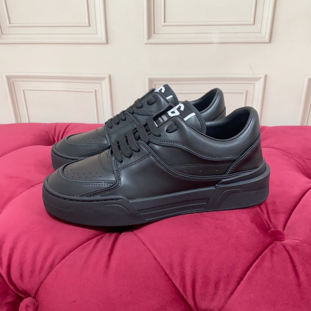 Dolce & Gabbana Black Roma Sneakers - PerfectKickZ