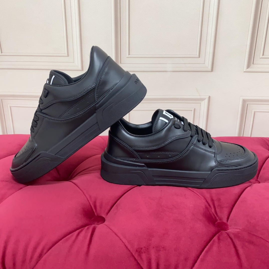 Dolce & Gabbana Black Roma Sneakers - PerfectKickZ