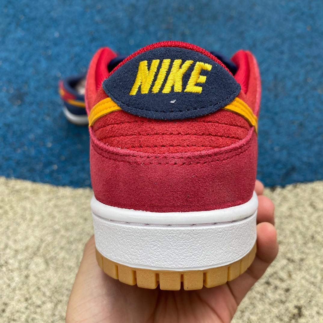 Nike SB Dunk Low Sneaker    DJ0606-400 - PerfectKickZ