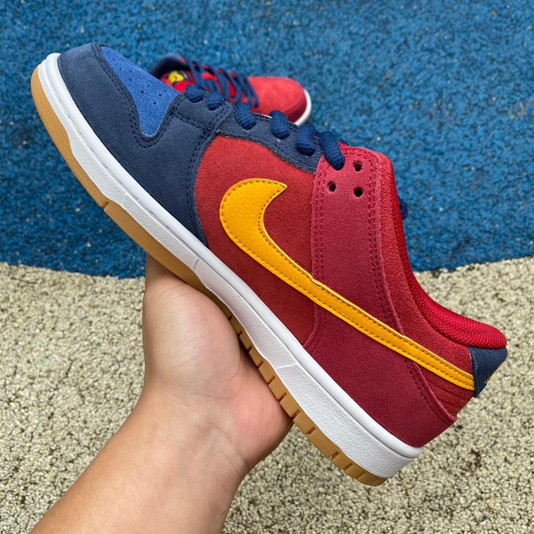 Nike SB Dunk Low Sneaker    DJ0606-400 - PerfectKickZ