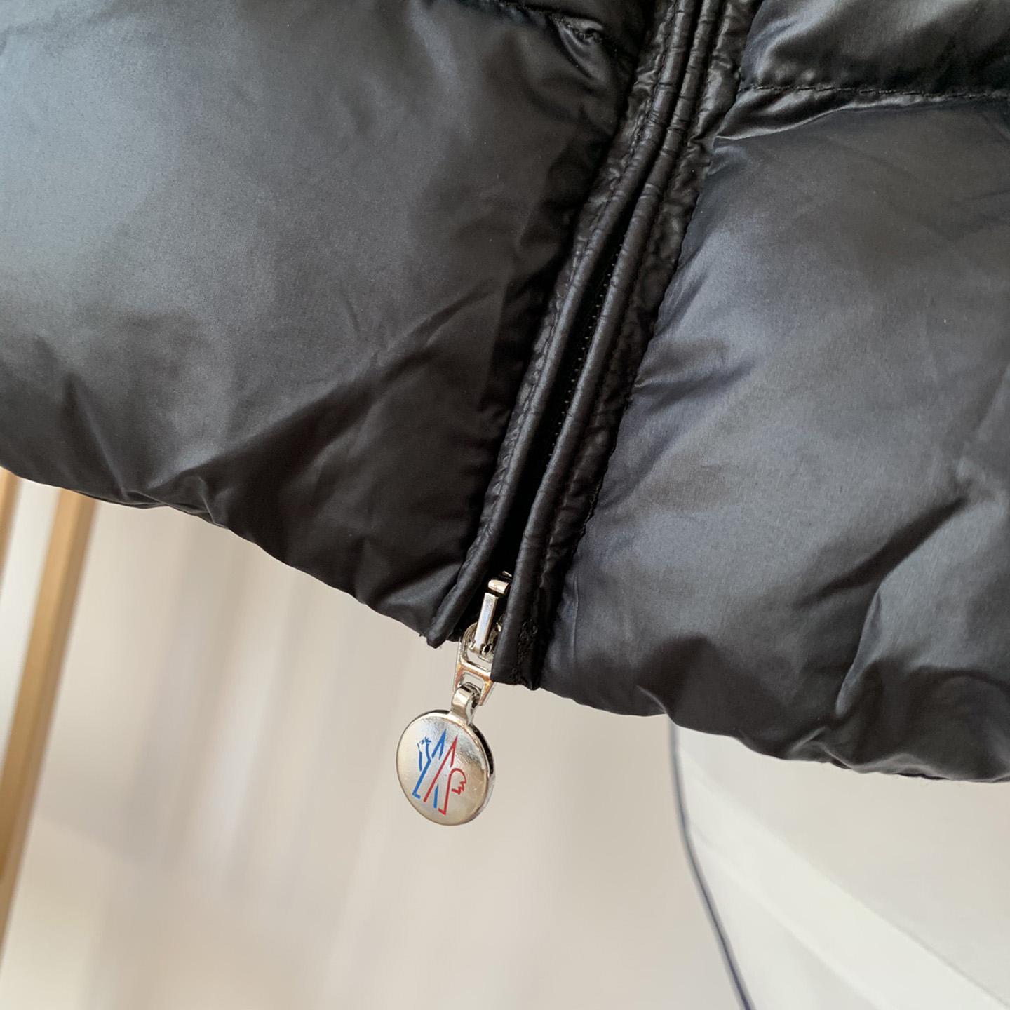 Moncler Black Vanoise Hooded Gilet - PerfectKickZ