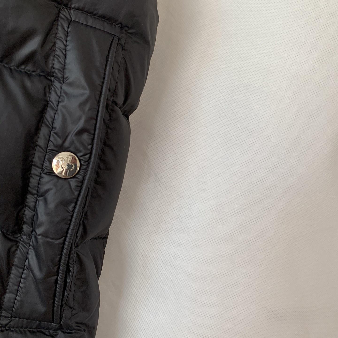 Moncler Black Vanoise Hooded Gilet - PerfectKickZ