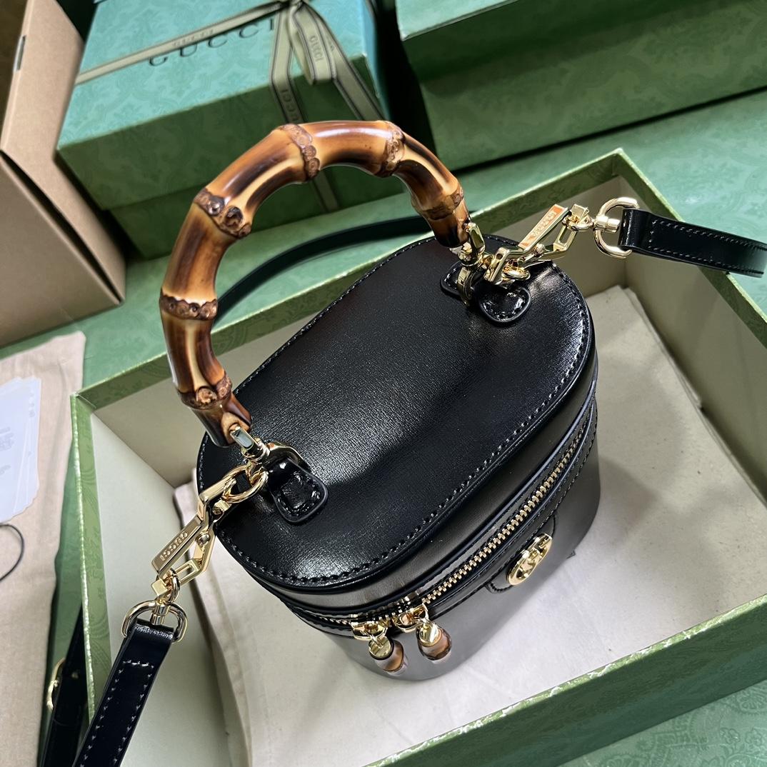 Gucci Mini Bamboo Shoulder Bag (15.5x 13.5x 4cm) - 