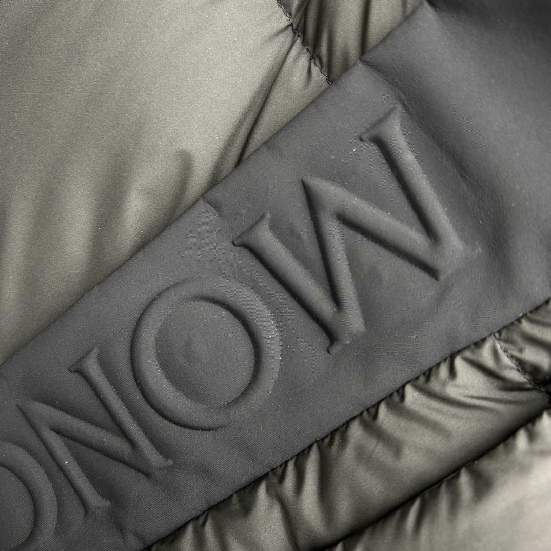 Moncler Maderia Logo-embossed Padded Jacket - PerfectKickZ