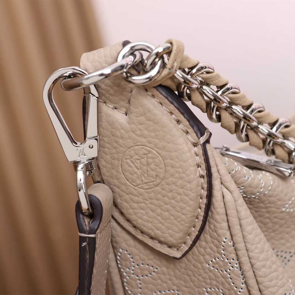 Louis Vuitton Baia PM (26 *17 *7.5cm)    M22820 - PerfectKickZ