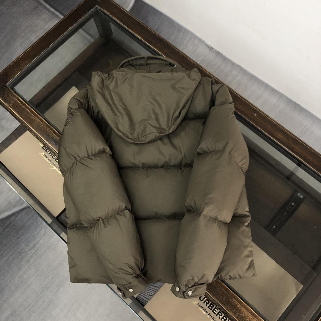 Moncler Besbre Short Down Jacket - PerfectKickZ
