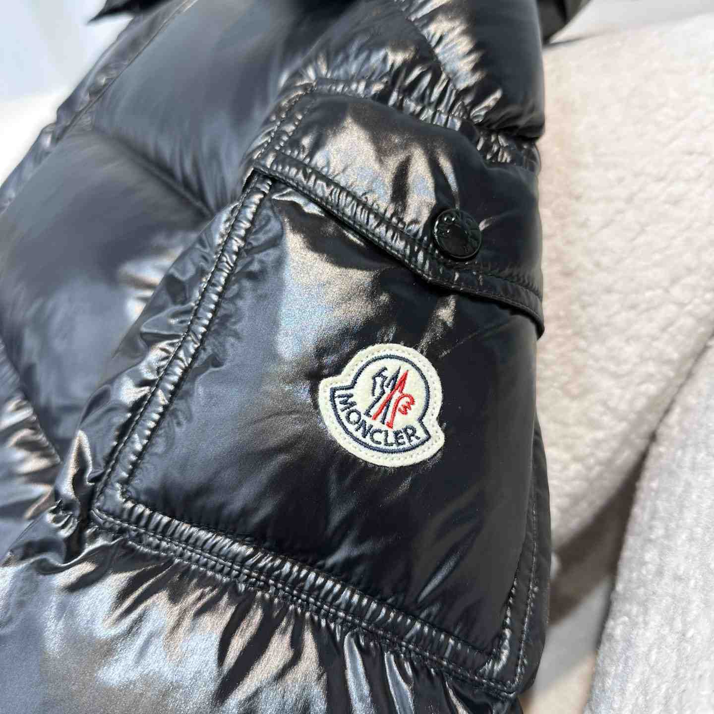 Moncler Maire Short Down Jacket - PerfectKickZ