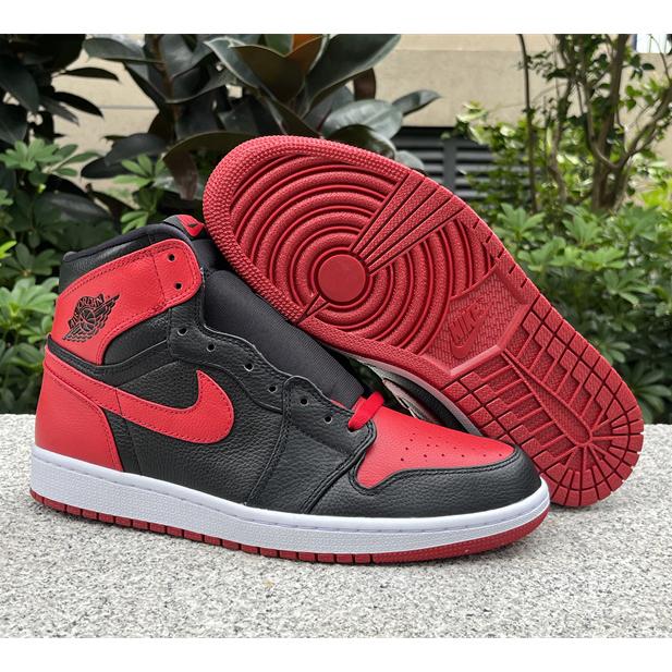 Air Jordan 1 “Banned” Sneaker      432001-001  - PerfectKickZ