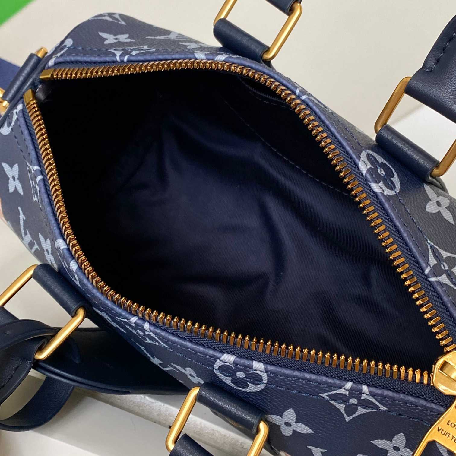 Louis Vuitton Keepall Bandoulière 25(21x12x9cm)  M46804 - PerfectKickZ