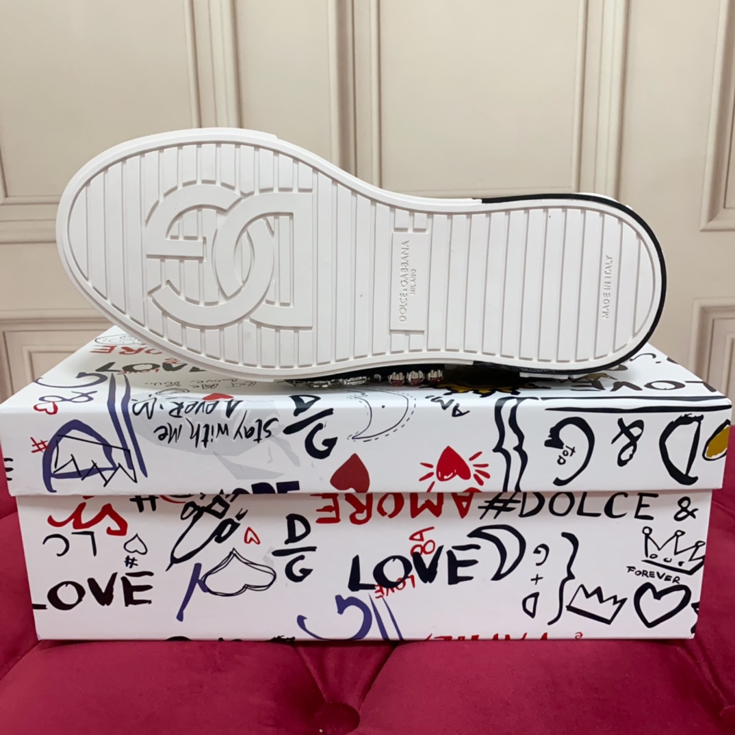 Dolce & Gabbana Calfskin Portofino Sneakers - PerfectKickZ