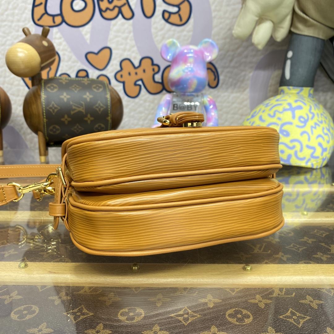 Louis Vuitton Saumur BB  (20-16-7.5CM)   M23471 - PerfectKickZ