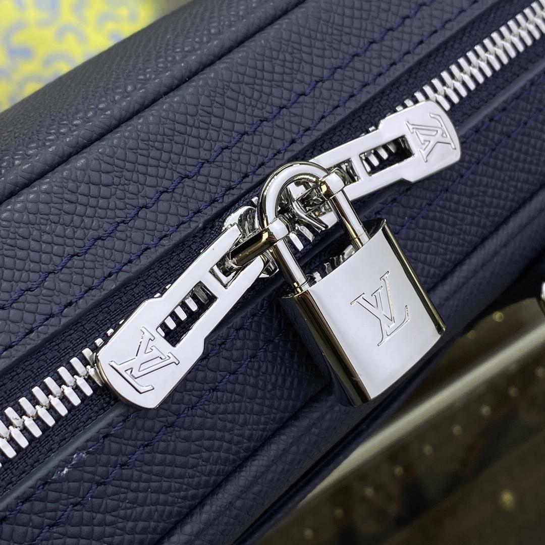 Louis Vuitton Porte Documents Voyage PM (36.5 x 27.5 x 6cm)   M30975 - PerfectKickZ